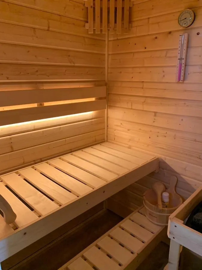 Idyllische Fewo Belling Spa - Eigene Sauna Und E-Ladesaeule Dresden